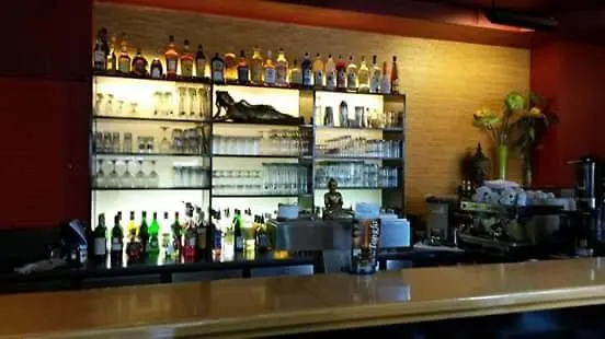 1A 3 Comfortable Room, Private Calm Apartment, Next To City Center, Inclusive Private Car Park, Full Equipped Kitchen, 100Mbps Wifi, One Minute To Tram Station, Smart Tv, Etc! Whatsapp Support, No Additional Costs! Mannheim Deutschland